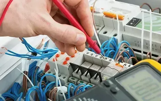 Professional electrician in Edmonton